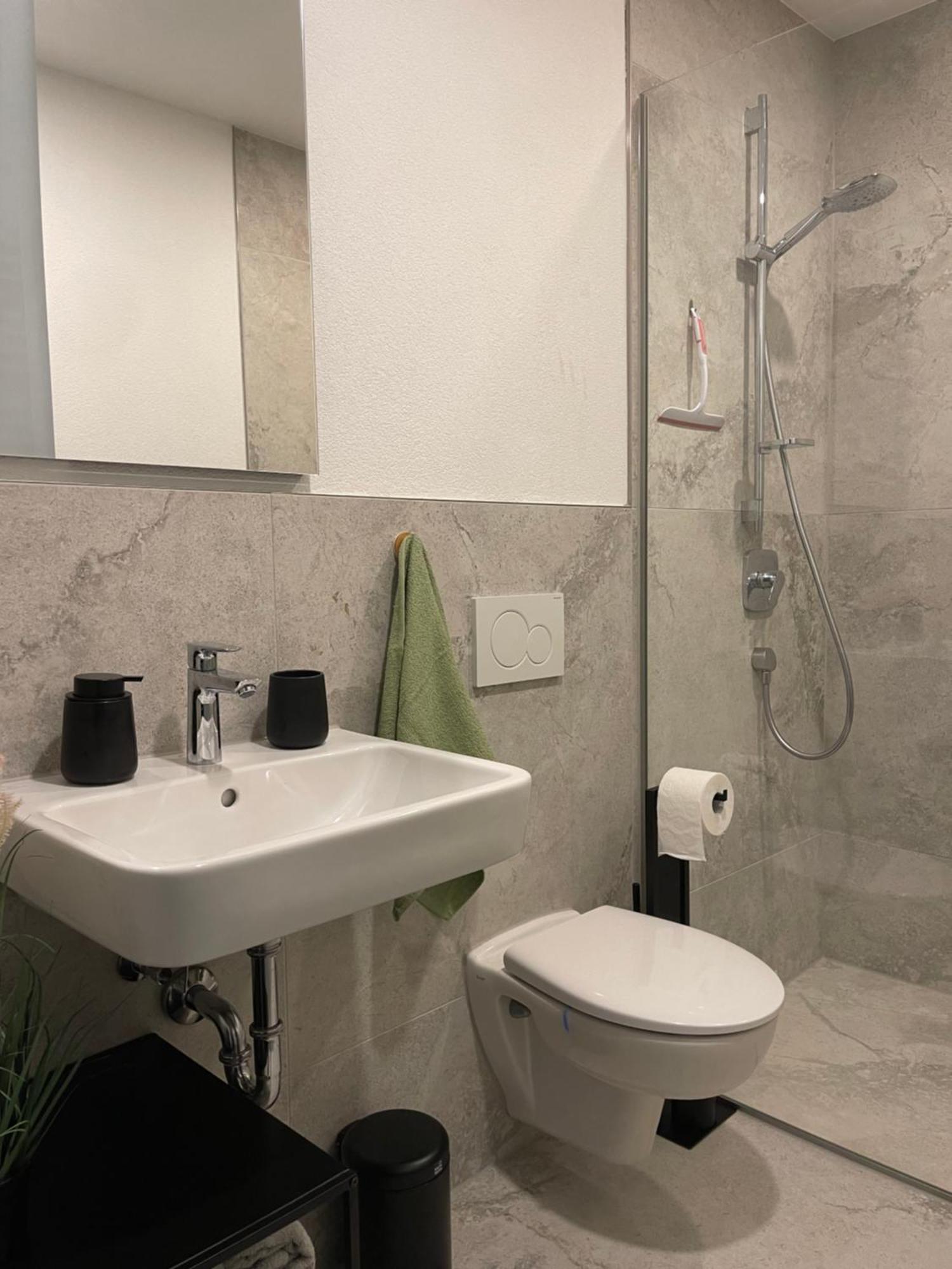 Wunderschoenes Apartment Am Schloessle Zentrum ฟอร์ซไฮม์ ภายนอก รูปภาพ