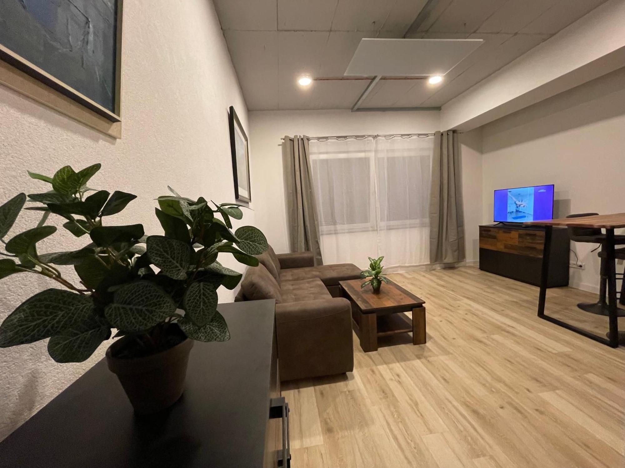 Wunderschoenes Apartment Am Schloessle Zentrum ฟอร์ซไฮม์ ภายนอก รูปภาพ