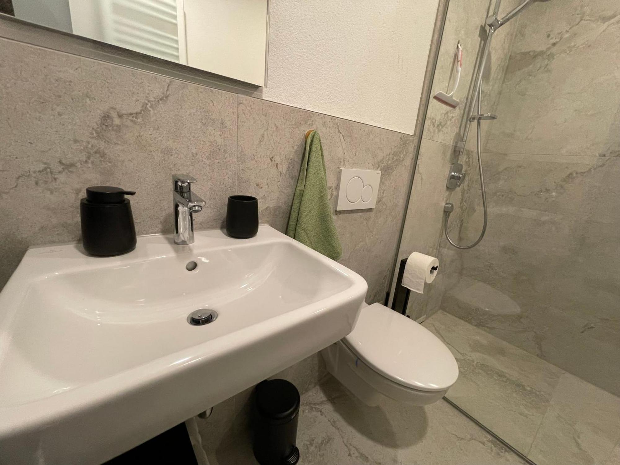Wunderschoenes Apartment Am Schloessle Zentrum ฟอร์ซไฮม์ ภายนอก รูปภาพ