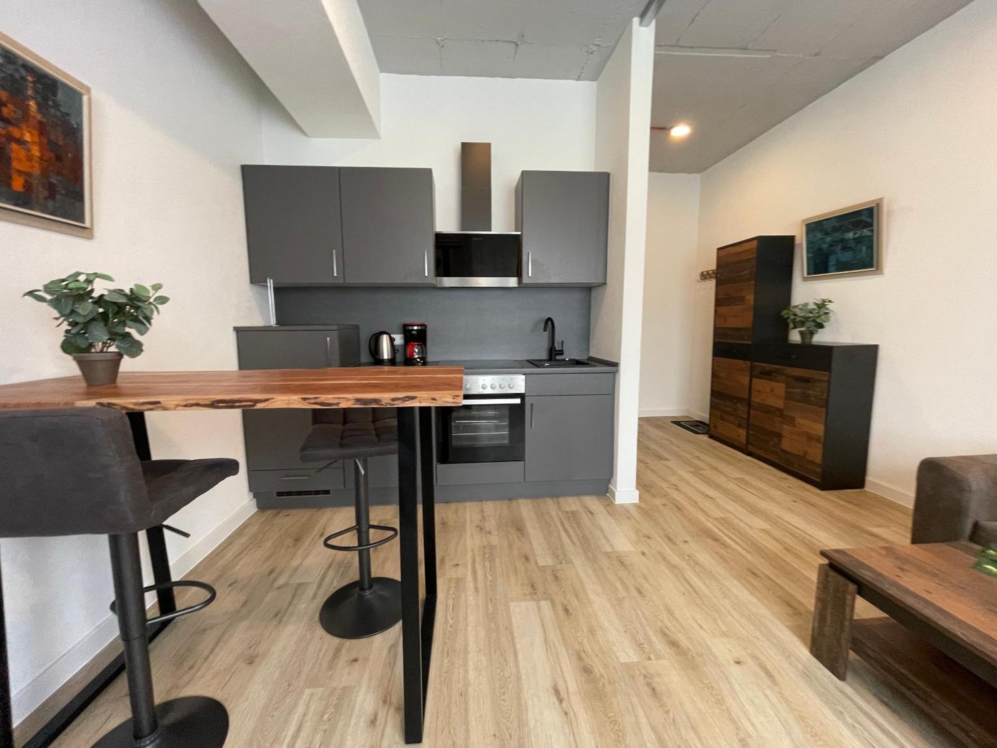 Wunderschoenes Apartment Am Schloessle Zentrum ฟอร์ซไฮม์ ภายนอก รูปภาพ