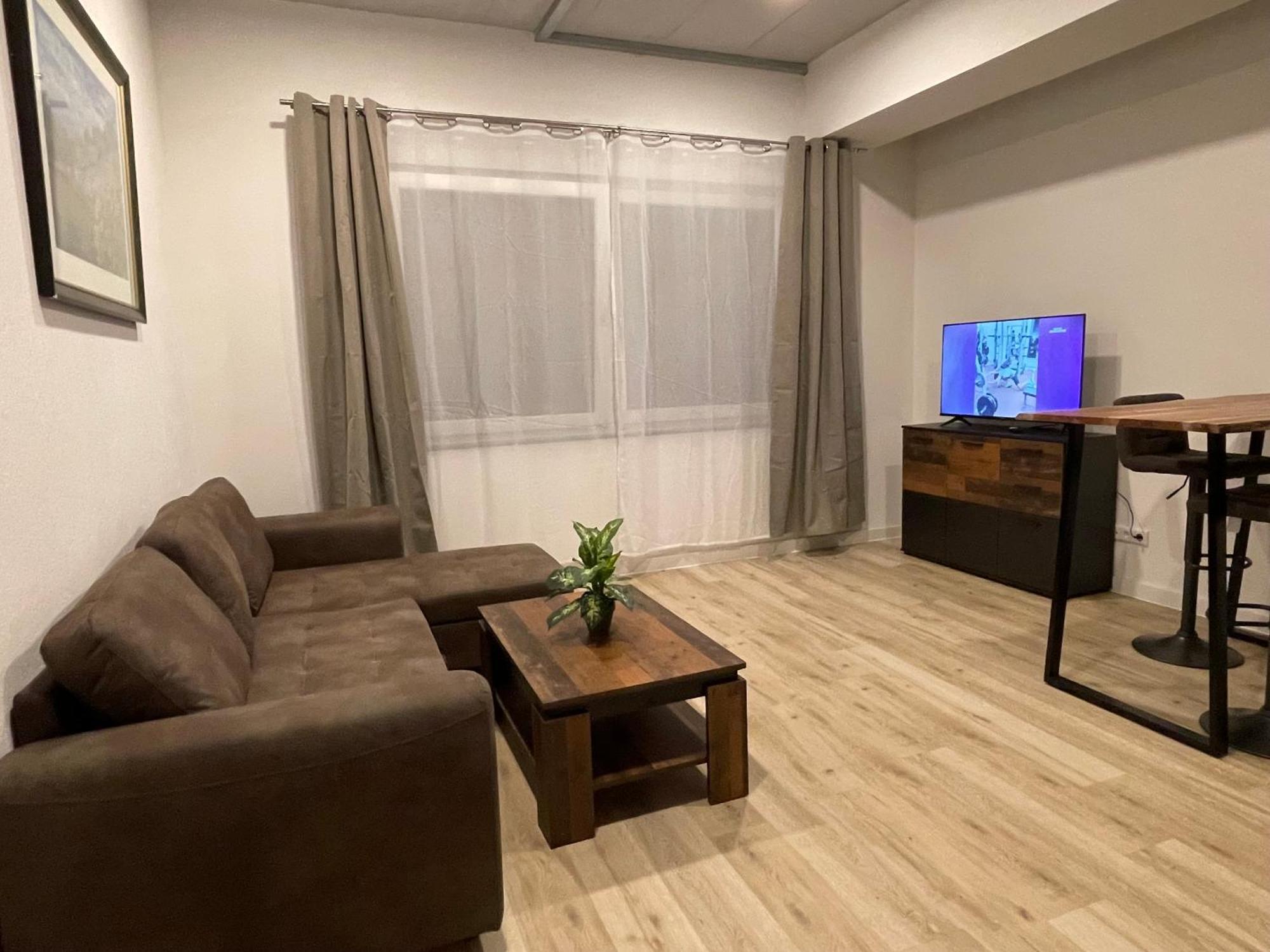 Wunderschoenes Apartment Am Schloessle Zentrum ฟอร์ซไฮม์ ภายนอก รูปภาพ