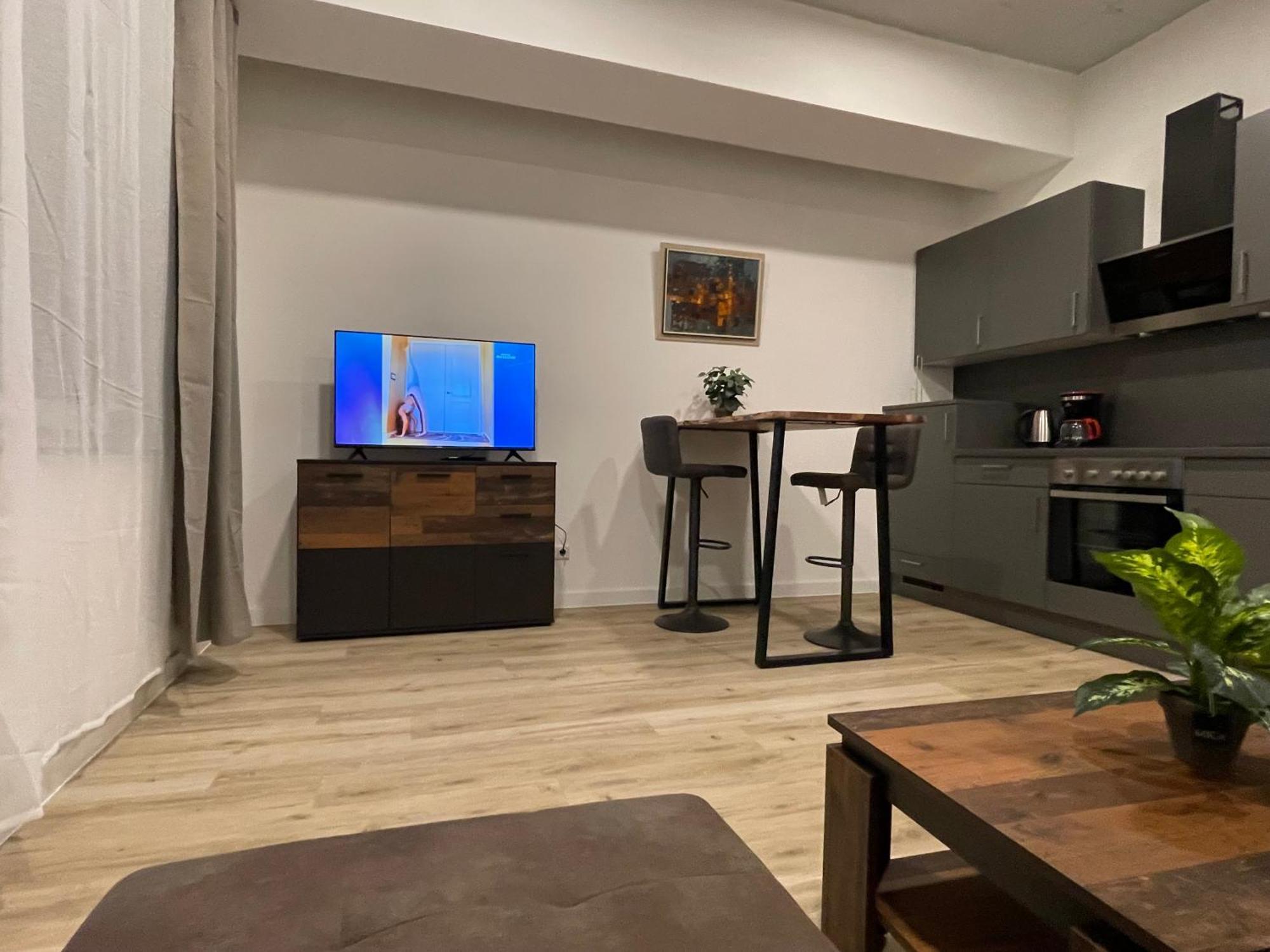 Wunderschoenes Apartment Am Schloessle Zentrum ฟอร์ซไฮม์ ภายนอก รูปภาพ